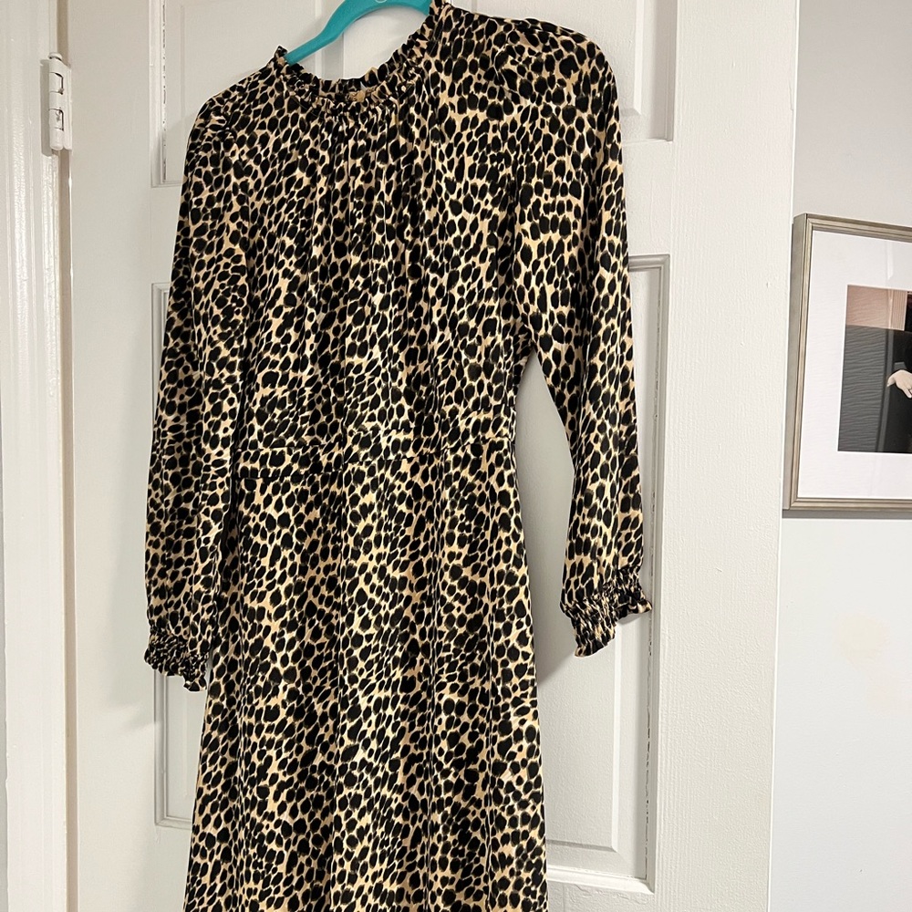 Midi length leopard JCrew Dress size 4 EUC